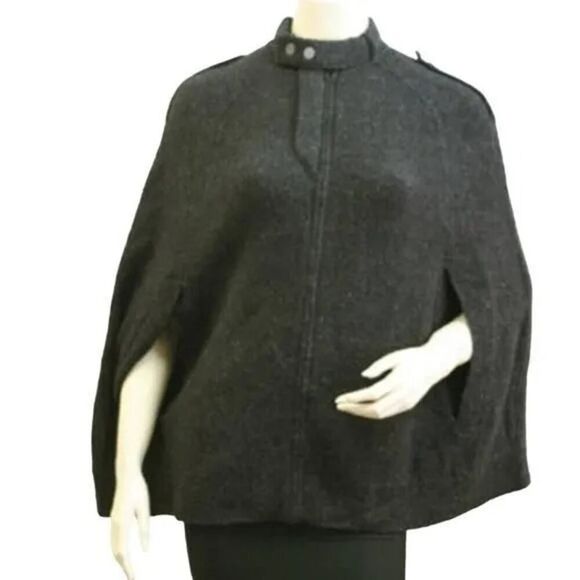 BCBGMAXAZRIA Black Gray Poncho Sweater Jacket Size M - Picture 1 of 10
